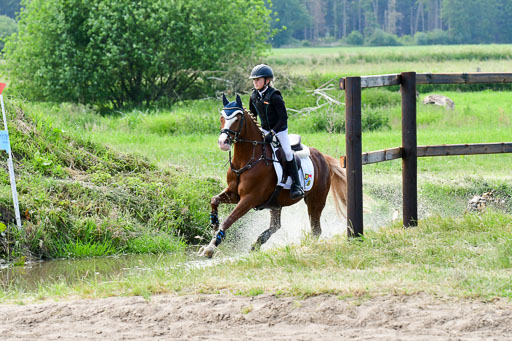 Goldene Schärpe Ponys in Löningen  4+5.6.22 | 04062022 - Gelände  2 Abt _639 