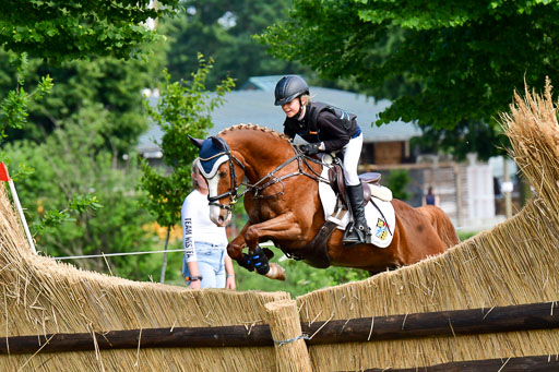 Goldene Schärpe Ponys in Löningen  4+5.6.22 | 04062022 - Gelände  2 Abt _648 