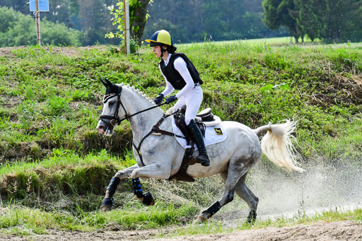 Goldene Schärpe Ponys in Löningen  4+5.6.22 | 04062022 - Gelände  2 Abt _692 
