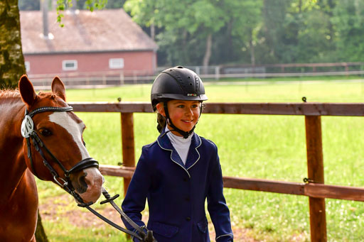 Goldene Schärpe Ponys in Löningen  4+5.6.22 | 05062022 Vormustern_096 