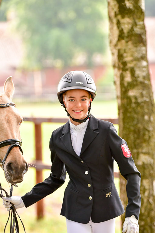 Goldene Schärpe Ponys in Löningen  4+5.6.22 | 05062022 Vormustern_187 