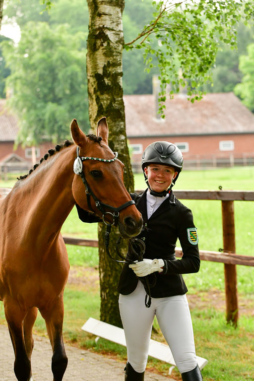 Goldene Schärpe Ponys in Löningen  4+5.6.22 | 05062022 Vormustern_281 