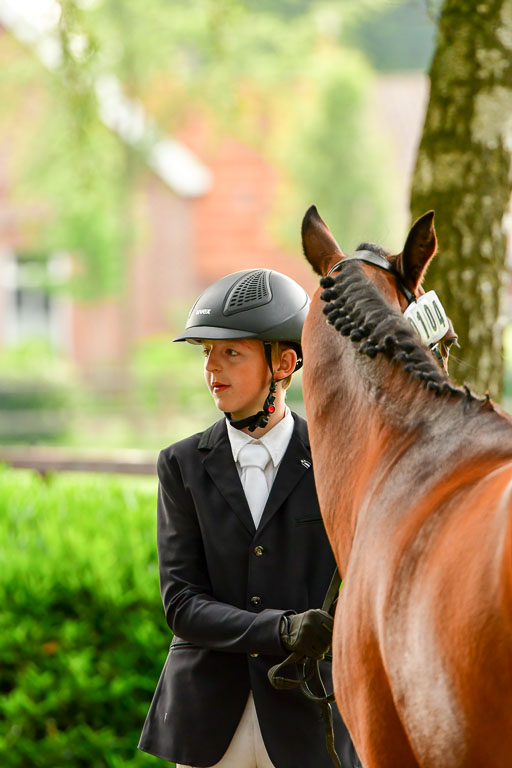 Goldene Schärpe Ponys in Löningen  4+5.6.22 | 05062022 Vormustern_305 