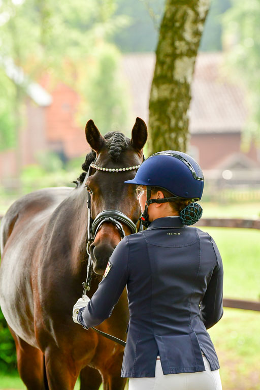 Goldene Schärpe Ponys in Löningen  4+5.6.22 | 05062022 Vormustern_365 