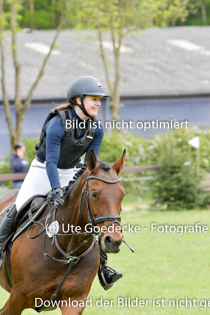HH - Harburg  Vielseitigkeitsturnier  14.5.22 | 14052022 Gelände 1 Abt _025 