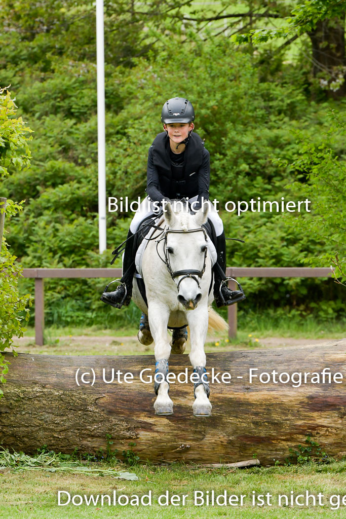 HH - Harburg  Vielseitigkeitsturnier  14.5.22 | 14052022 Gelände 1 Abt _077 