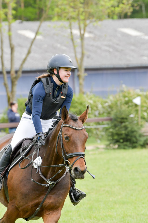 HH - Harburg  Vielseitigkeitsturnier  14.5.22 | 14052022 Gelände 1 Abt _025 