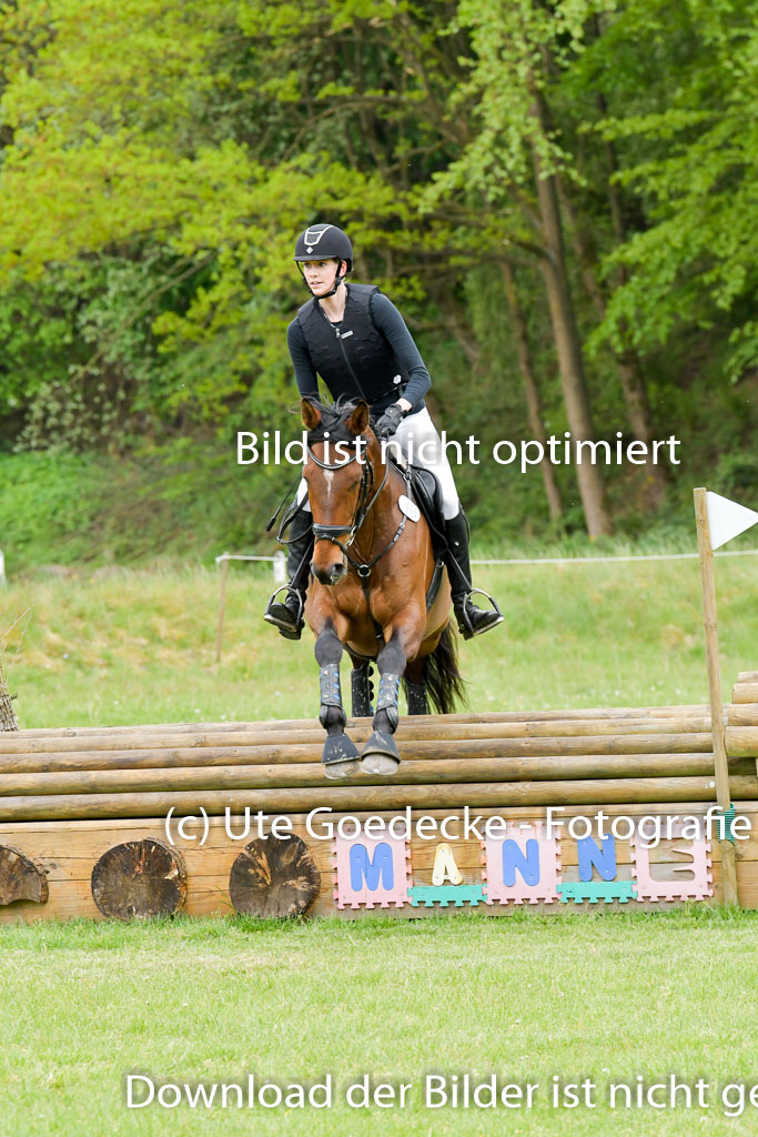 HH - Harburg  Vielseitigkeitsturnier  14.5.22 | 14052022 Gelände 2 Abt _011 