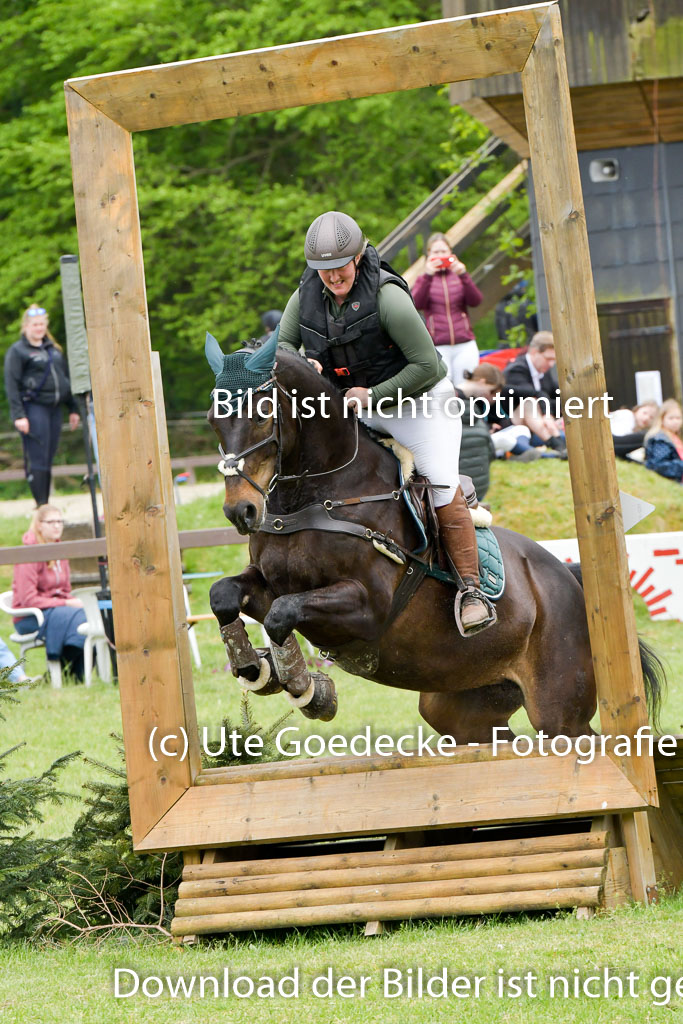 HH - Harburg  Vielseitigkeitsturnier  14.5.22 | 14052022 Gelände 2 Abt _015 