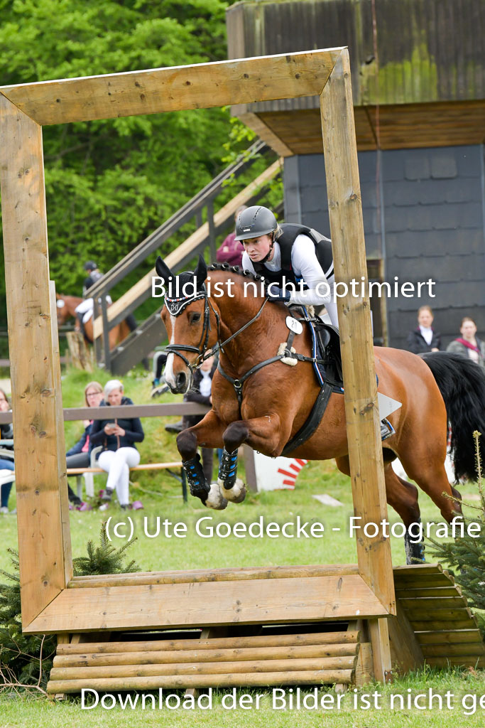 HH - Harburg  Vielseitigkeitsturnier  14.5.22 | 14052022 Gelände 2 Abt _024 