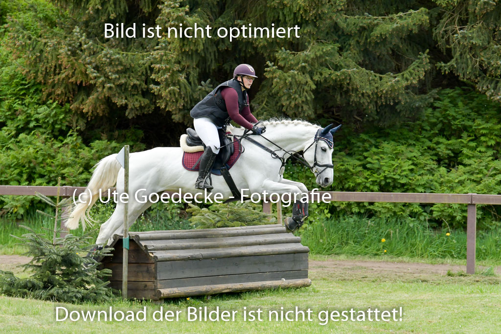 HH - Harburg  Vielseitigkeitsturnier  14.5.22 | 14052022 Gelände 2 Abt _032 