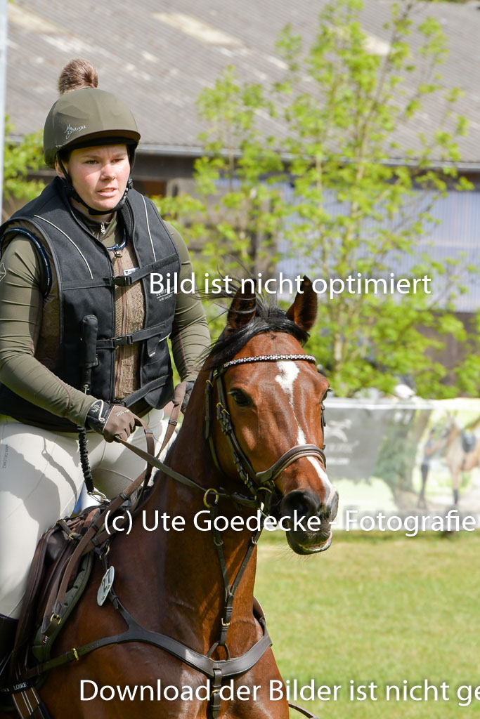 HH - Harburg  Vielseitigkeitsturnier  14.5.22 | 14052022 Gelände 2 Abt _043 