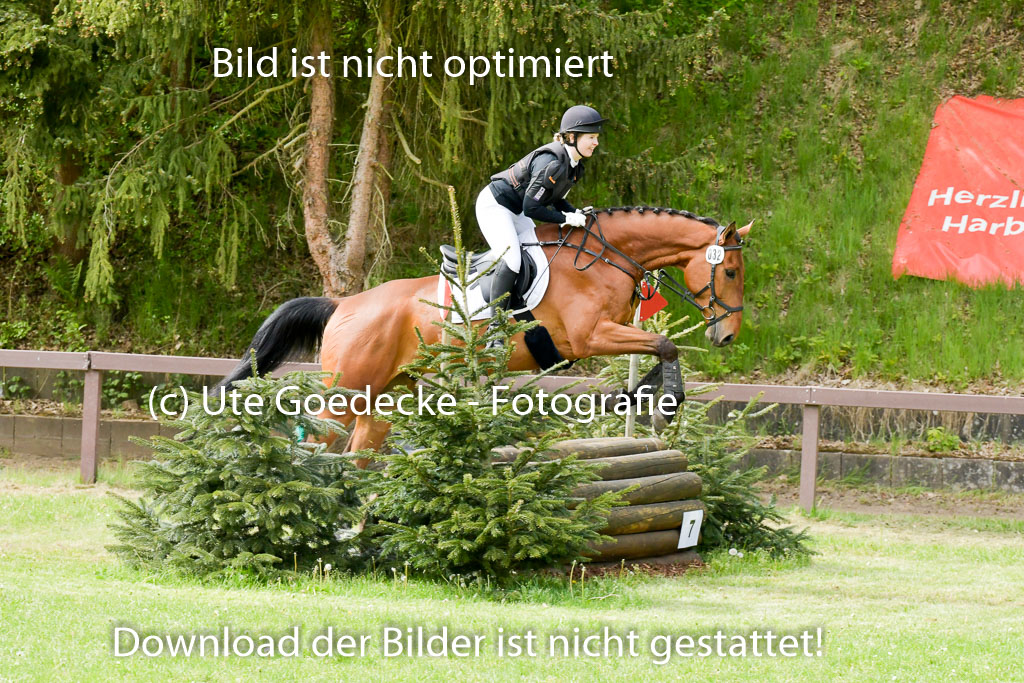 HH - Harburg  Vielseitigkeitsturnier  14.5.22 | 14052022 Gelände 2 Abt _056 