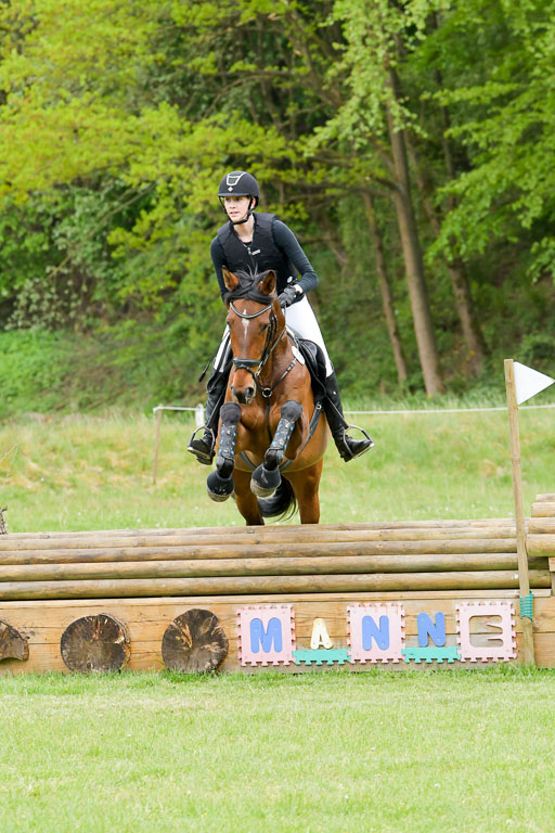 HH - Harburg  Vielseitigkeitsturnier  14.5.22 | 14052022 Gelände 2 Abt _010 