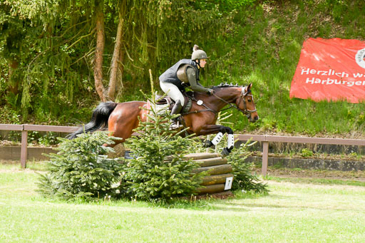 HH - Harburg  Vielseitigkeitsturnier  14.5.22 | 14052022 Gelände 2 Abt _040 