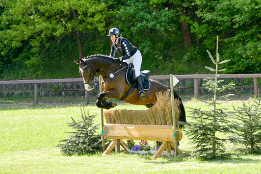 HH - Harburg  Vielseitigkeitsturnier  14.5.22 | 14052022 Gelände 2 Abt _185 