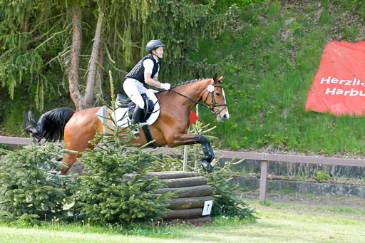 HH - Harburg  Vielseitigkeitsturnier  14.5.22 | 14052022 Gelände 2 Abt _215 