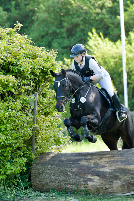 HH - Harburg  Vielseitigkeitsturnier  14.5.22 | 14052022 Gelände 2 Abt _267 