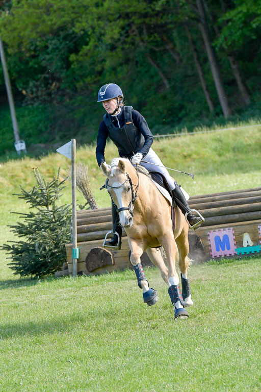 HH - Harburg  Vielseitigkeitsturnier  14.5.22 | 14052022 Gelände 2 Abt _325 