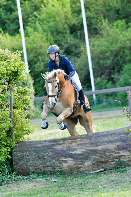 HH - Harburg  Vielseitigkeitsturnier  14.5.22 | 14052022 Gelände 2 Abt _353 