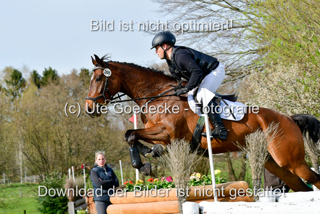 NG Eventing Elmenhorst 20.4.22 | Meyer, Frederik - Meyers Conte_02