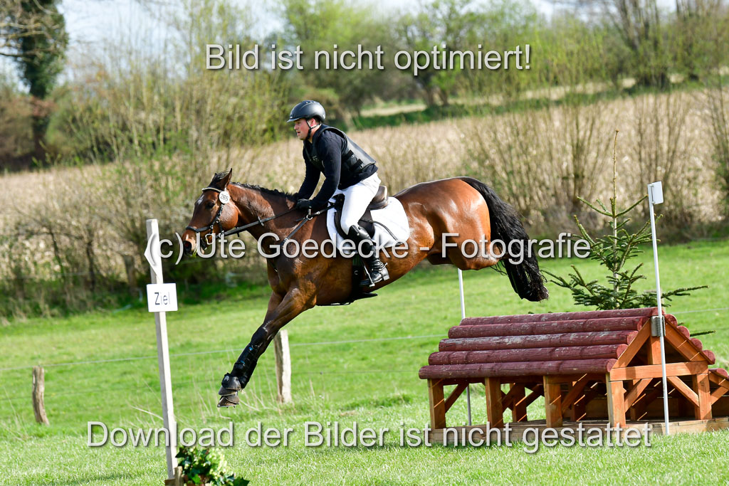 NG Eventing Elmenhorst 20.4.22 | Meyer, Frederik - Meyers Conte_15