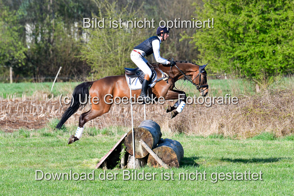 NG Eventing Elmenhorst  21.4.22 | Benitez Valle, Esteban - Querulant_02 