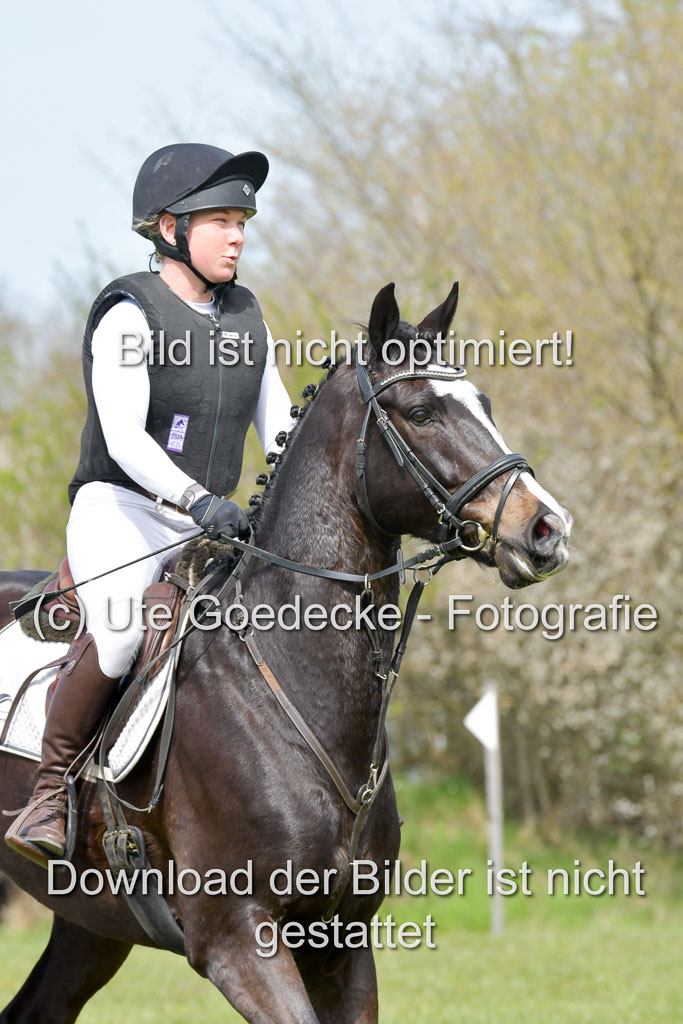 NG Eventing Elmenhorst  21.4.22 | Häusermann, Kerstin - Tullabeg Platinium_02 