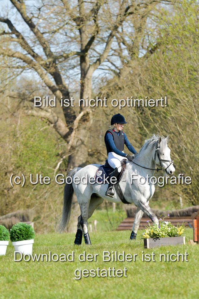 NG Eventing Elmenhorst 21.4.22 | Janßen, Pia - Lord Pico