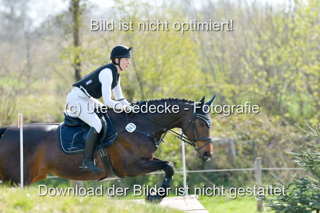 NG Eventing Elmenhorst 21.4.22 | Lüthje, Johanna - Cest mon Coeur_04