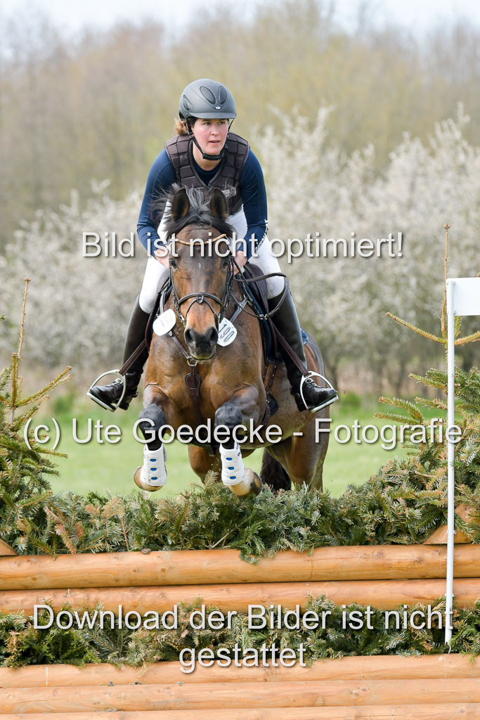 NG Eventing Elmenhorst  21.4.22 | Schulz, Christin - Hippos  Orneta _6 