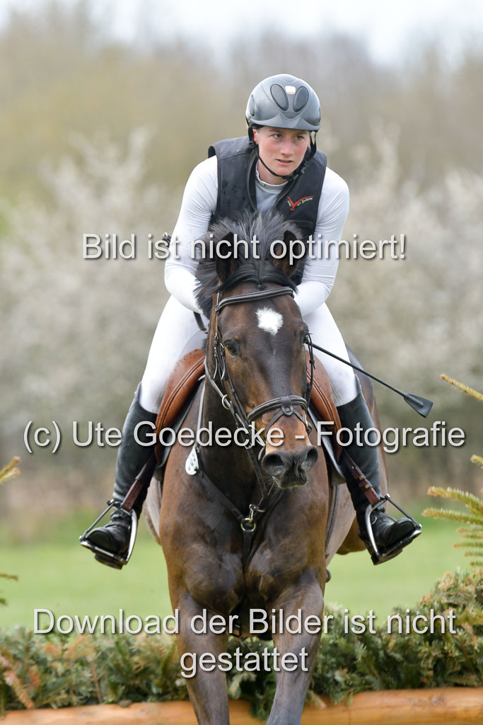 NG Eventing Elmenhorst 21.4.22 | Wewer, Jule - magic Mic 2_08