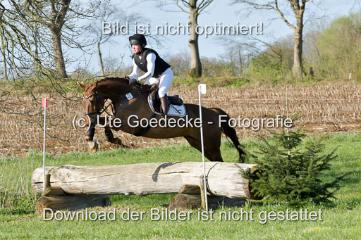 NG Eventing Elmenhorst  21.4.22 | Häusermann, Kerstin - Curley Boy_09 