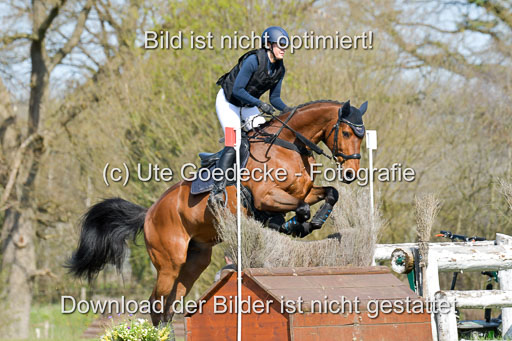 NG Eventing Elmenhorst  21.4.22 | Rohde, Jasmin - Carouso 