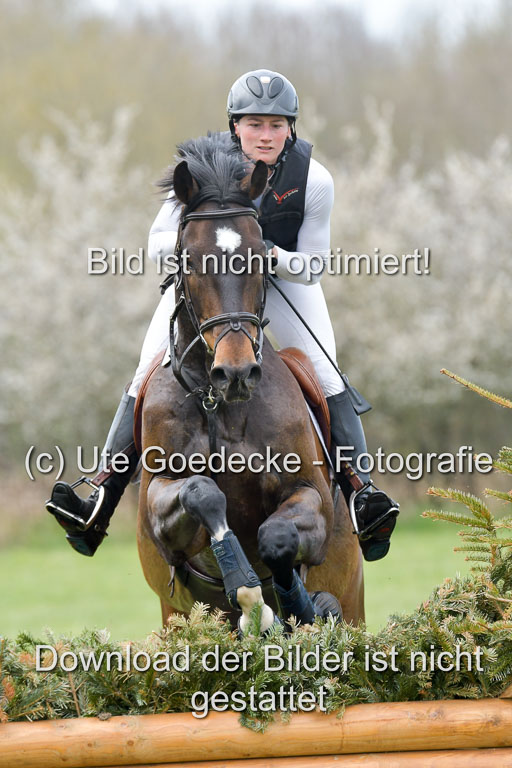 NG Eventing Elmenhorst  21.4.22 | Wewer, Jule - magic Mic 2_06 