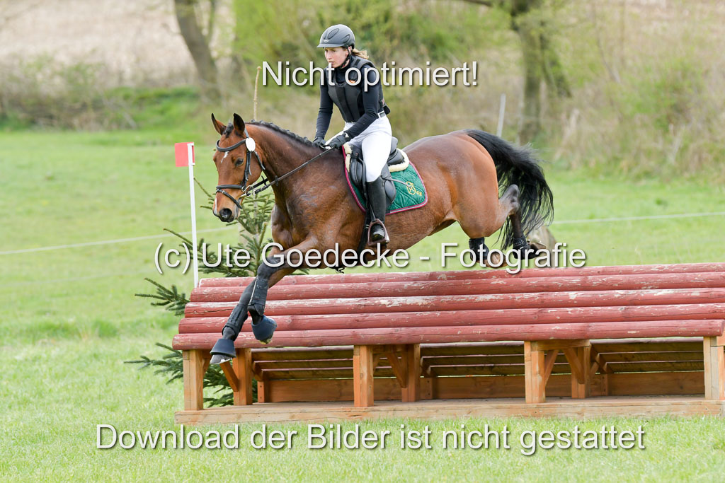 NG Eventing Elmenhorst  21.4.22 | Fleischer, Vanessa - Half past seven_09 