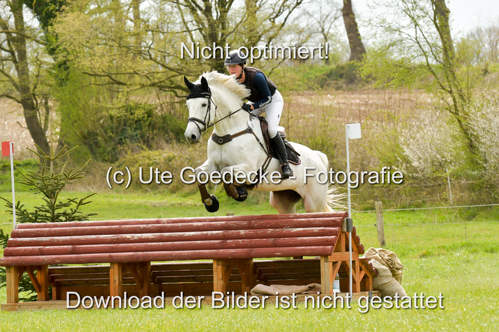 NG Eventing Elmenhorst  21.4.22 | Schulz, Christin - Hippos Daiquiri_09 