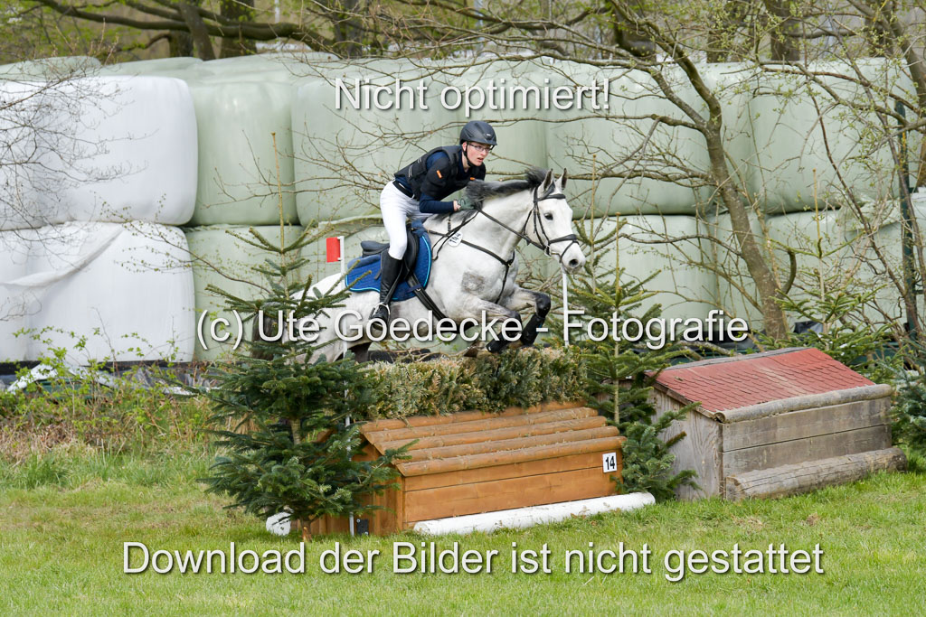 NG Eventing Elmenhorst  21.4.22 | Triebwasser, Bahne - Feli_06 