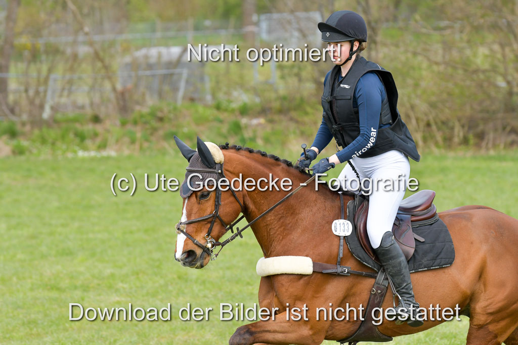 NG Eventing Elmenhorst  21.4.22 | grüllich, Henna - Elton_02 