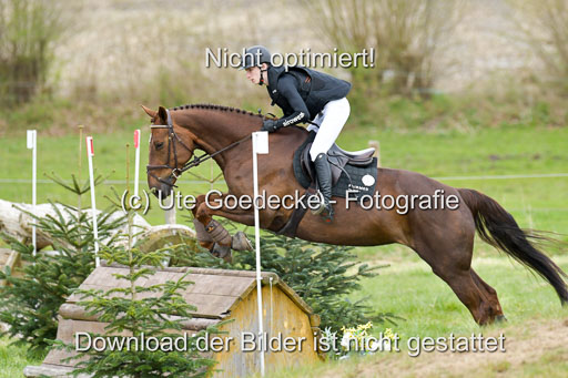 NG Eventing Elmenhorst  21.4.22 | Dünnebacke, Luis - Loreen 