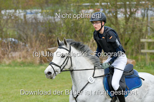 NG Eventing Elmenhorst  21.4.22 | Triebwasser, Bahne - Feli_04 