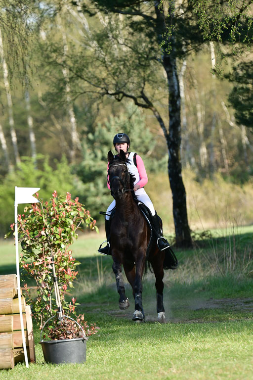 Luhmühlen VS KL A  24.4.22 | 24-4-22 VA Luhmühlen_0022 