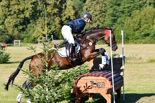 Bad Segeberg   Landesturnier 2023 | Solveig Schumacher - Avanti Luna_2 