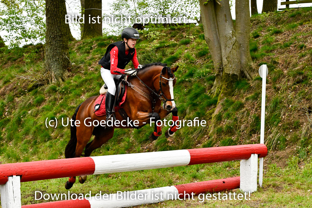 Quali für Goldene Schärpe Ponys in Berge 6+7.5.23 | Felix Triskatis mit Quedence_33