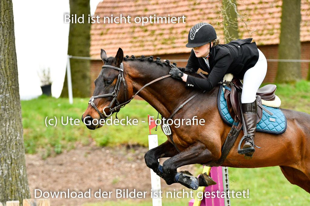 Quali für Goldene Schärpe Ponys in Berge 6+7.5.23 | Jara Fricke mit Sir Lancelot_23