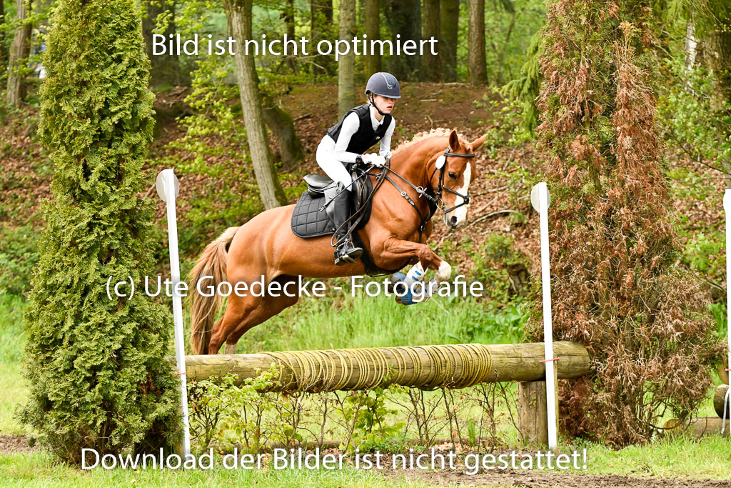 Quali für Goldene Schärpe Ponys in Berge   6+7.5.23 | Louise Pompey mit Sweety de Luxe_33 