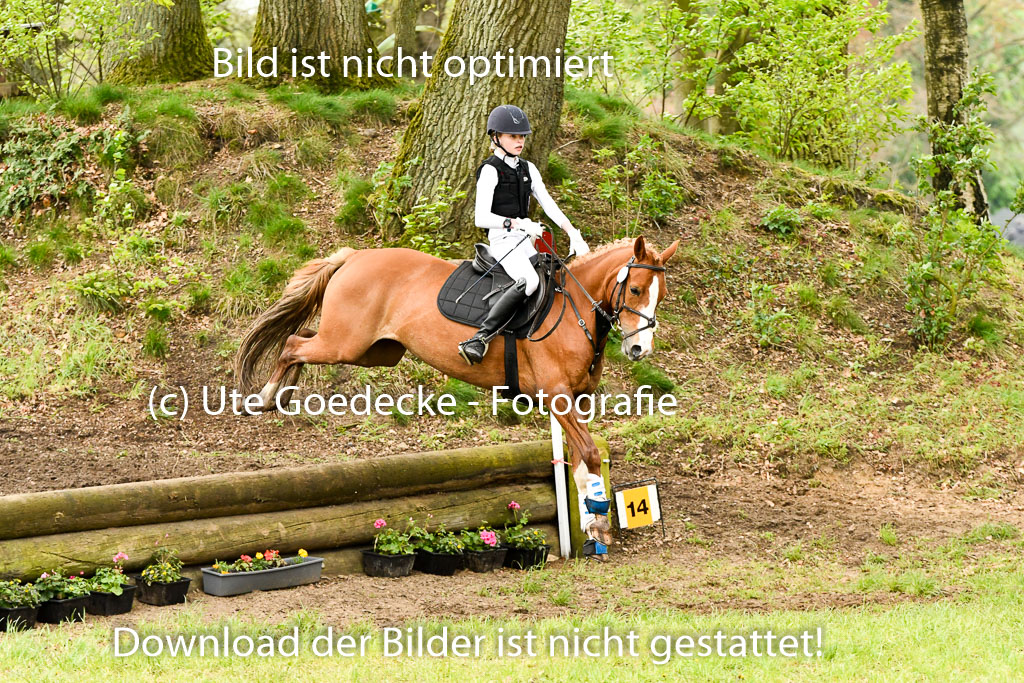 Quali für Goldene Schärpe Ponys in Berge 6+7.5.23 | Louise Pompey mit Sweety de Luxe_48