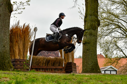 Quali für Goldene Schärpe Ponys in Berge   6+7.5.23 | Amelie Emma Pudednz - Bordeau_46 