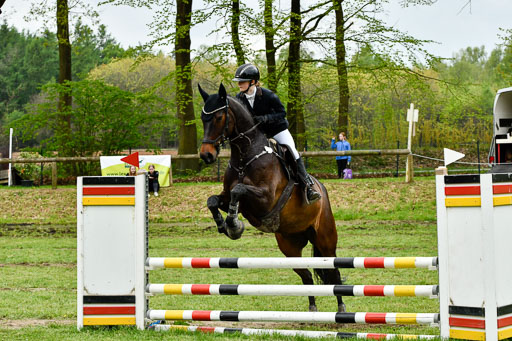 Quali für Goldene Schärpe Ponys in Berge   6+7.5.23 | Emily Deuble - Conchita_13 