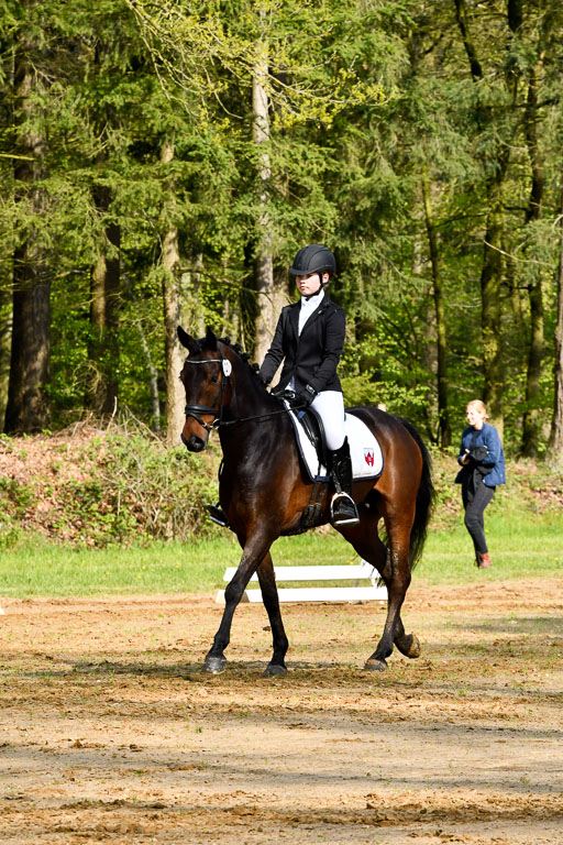 Quali für Goldene Schärpe Ponys in Berge   6+7.5.23 | Emma Triphaus - Calle Cool_03 